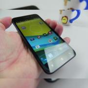 UTOK 5008 Review: unul dintre cele mai arătoase telefoane octa core din lume, model dual SIM cu baterie sacrificată (Video)