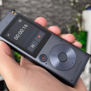 iFLYTEK Smart Recorder Review: Recorder digital pentru interviuri, cu funcție de transcriere pe bază de AI