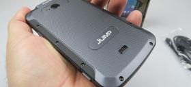 Allview E3 Jump unboxing: scoatem din cutie primul telefon rugged de la Allview (Video)