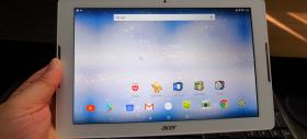 Acer Iconia One 10 (B3-A30): Display modest, dar OK la interior