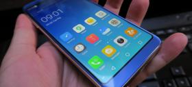 Bluboo S8: Display luminos, produs de Sharp, imersiv