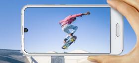 Sharp Aquos R Compact este anunţat oficial, dă senzaţia de "Essential Phone cu bărbie"