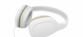 Headset-ul audio Xiaomi Relax se vinde pentru doar 36.99 dolari la TomTop; căști cu design simplist și calitate premium