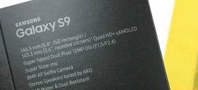 Cutia lui Samsung Galaxy S9 îşi dezvăluie spatele într-o fotografie, cu tot cu specificaţii ale flagship-ului