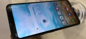 LG G7 va sosi cu o funcție software ce va permite ascunderea decupajului din ecran