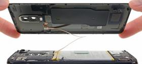 OnePlus 6 primește clasica disecție iFixit; Aflăm cât de ușor sau greu este procesul de reparație