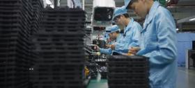 Cum arată linia de producţie, controlul calităţii pentru OnePlus 6; Iată un reportaj marca Linus din Shenzhen (Video)