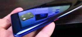 Huawei Mate 20 Pro: Baterie generoasă, campion la încărcare-viteză