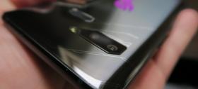 ASUS ROG Phone: Design industrial, metalic, agresiv în stil de nava Star Trek