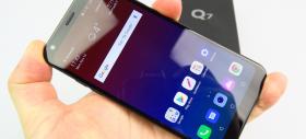 LG Q7 Unboxing: telefon midrange cu faţadă de flagship, Q Lens