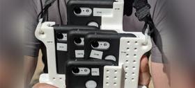 Cum "antrenează" Google AI-ul camerei de pe telefoanele Pixel 3; Foloseşte o husă cu 5 telefoane/camere