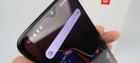 OnePlus 6T Unboxing: telefonul comunităţii este aici, cu cel mai imersiv ecran văzut de mine în ultima vreme (Video)