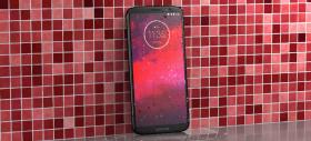 Motorola Moto Z3 primeşte actualizarea la Android 9.0 Pie ce activează suportul 5G