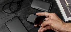 Palm Phone se vinde acum fără abonament și funcționează independent de smartphone-ul principal