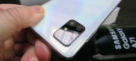 Samsung Galaxy A71 Unboxing: întoarcerea telefonului care a speriat bingerii