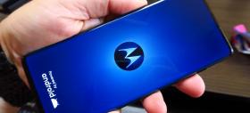 Motorola Edge: Hardware tipic de telefon high midrange generaţia 2020