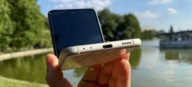 Samsung Galaxy Z Flip 3 5G: Acustică stereo, cu frecvenţe bine delimitate, voci plăcute