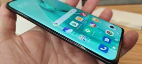 Xiaomi 12X: Display luminos, curbat, încăpător pe o diagonală mai "cuminte"