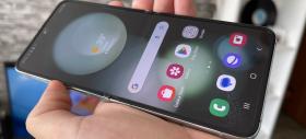 Samsung Galaxy Z Flip5: Display-uri excelente, un record neaşteptat