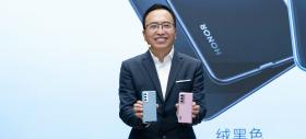 Honor prezintă pliabilul Magic Vs 2 în China, cu procesor Snapdragon 8+ Gen 1, acum mai ușor și mai subțire față de predecesor