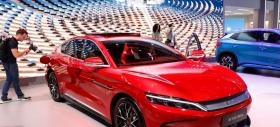 Comisia Europeană introduce tarife de până la 38% pentru importurile auto din China; Un război comercial pare inevitabil