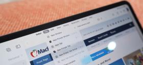iPadOS 26 aduce o interfață tot mai apropiată de macOS; multitasking mai eficient, aplicații în fundal și o experiență desktop pe iPad
