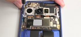 Google Pixel 10 primește 6/10 la capitolul reparabilitate; iFixit a disecat smartphone-ul (Video)