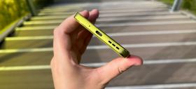 Motorola moto g86 Power: Acustică stereo, cu speakerul de jos ce duce greul audiţiei
