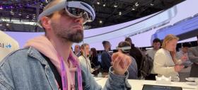 MWC 2026: Am probat casca de realitate virtuală Samsung Galaxy XR şi iată cum se bate cu Apple Vision Pro (Video)