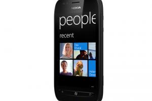 Nokia Lumia 710