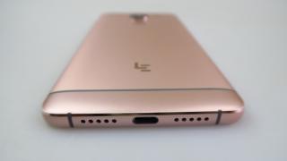 LeEco Le Max 2: Multimedia fără jack audio, dar cu acustică foarte bună