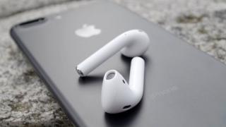 Turul Magazinelor #14: Cel mai ieftin şi cel mai scump iPhone 7, iPhone 7 Plus de la noi, laptop Lenovo şi consolă Xbox cu oferte atractive