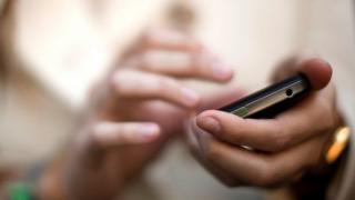 Vodafone UK începe blocarea apelurilor spam; aproximativ 425.000 apeluri ar fi oprite zilnic