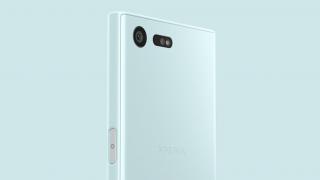 Sistemul de autofocalizare inclus pe Sony Xperia X Compact este pus la test pe un circuit moto