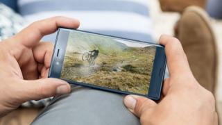 Preț și disponibilitate Sony Xperia XZ în România