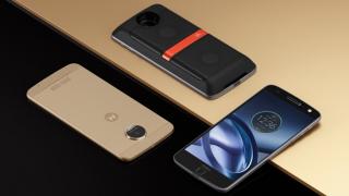 Un nou clip promoţional Motorola Moto Mods ne arată cât de uşor sunt de ataşat modulele la Moto Z (Video)