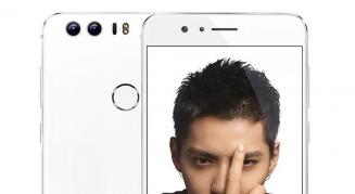 Huawei Honor 8 ajunge pe cale oficială în România; disponibil în variante cu 32 sau 64 GB de stocare