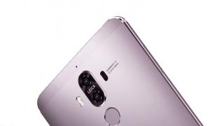 Huawei Mate 9 apare într-o imagine oficială înaintea lansării de pe 3 noiembrie; vine cu o cameră duală certificată Leica