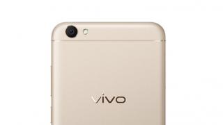 Vivo Y67 debutează oficial, drept un nou telefon cu cameră frontală de 16 MP