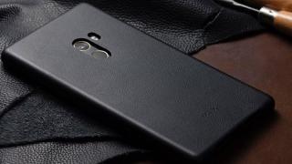 Xiaomi Mi MIX va avea producţia limitată la 10.000 de unităţi pe lună, din cauza prelucrării materialului ceramic al corpului său