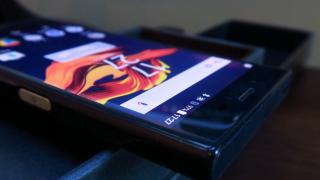 Sony Xperia X Compact: Display mic, dar capabil
