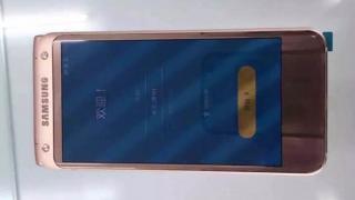 Samsung Galaxy W2017 ni se prezintă în noi fotografii; de această dată în varianta Rose Gold
