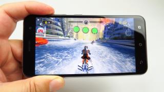 ASUS ZenFone 3: Benchmark-uri onorabile, temperatura excelentă
