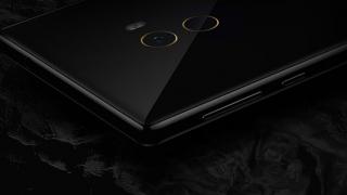 Primul stoc de smartphone-uri Xiaomi Mi MIX este vândut într-un timp record de doar 10 secunde