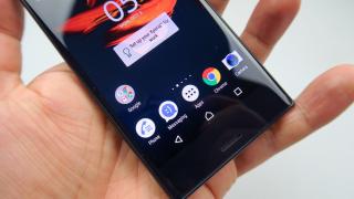 Sony Xperia X Compact: OS, UI tipic Xperia, mulat pe Marshmallow