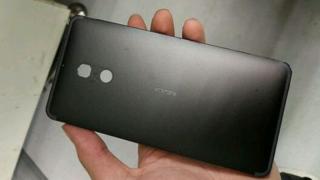 Un viitor smartphone Nokia cu Android apare în fotografii reale, cu detalii ample ale carcasei sale metalice