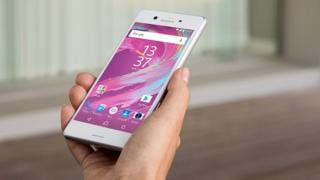 Sony Xperia X "Concept for Android" oferă o privire asupra funcţiilor de pe release-ul Nougat pentru modelele Sony; Le puteţi testa și voi chiar acum!