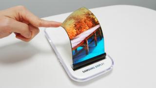 Samsung ar avea ezitări cu privire la telefoanele sale flexibile viitoare, în prima fază modelele vor sosi în ediţie limitată