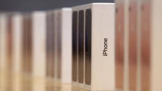 Cererea pentru iPhone 7 ar fi în scădere pentru că produsul e... "plictisitor" conform unei surse apropiate de Apple