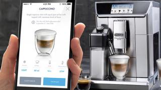 Turul Magazinelor #71: Espressor high end controlat de telefon, aparat de extindere acoperire WiFi, scaun de gaming şi antivirus la preţ minuscul